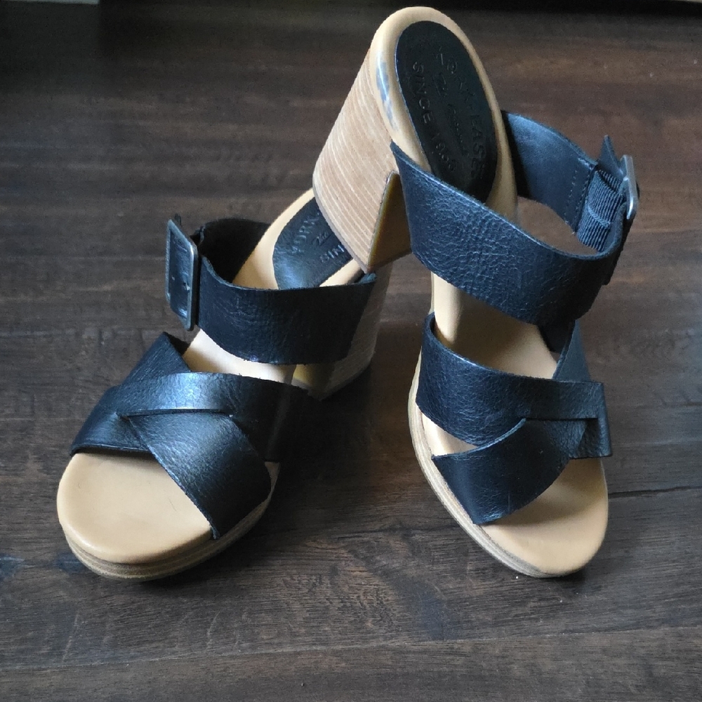 Black Leather Block Heel Sandals - Women